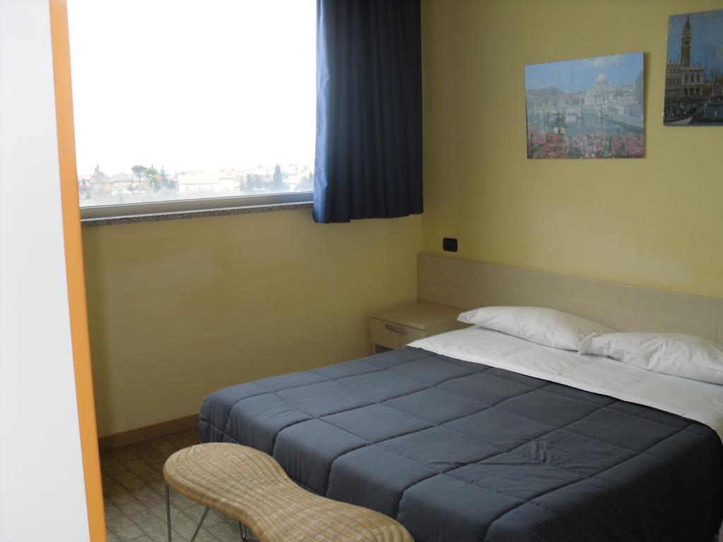 Hostel Сан Марино Екстериор снимка