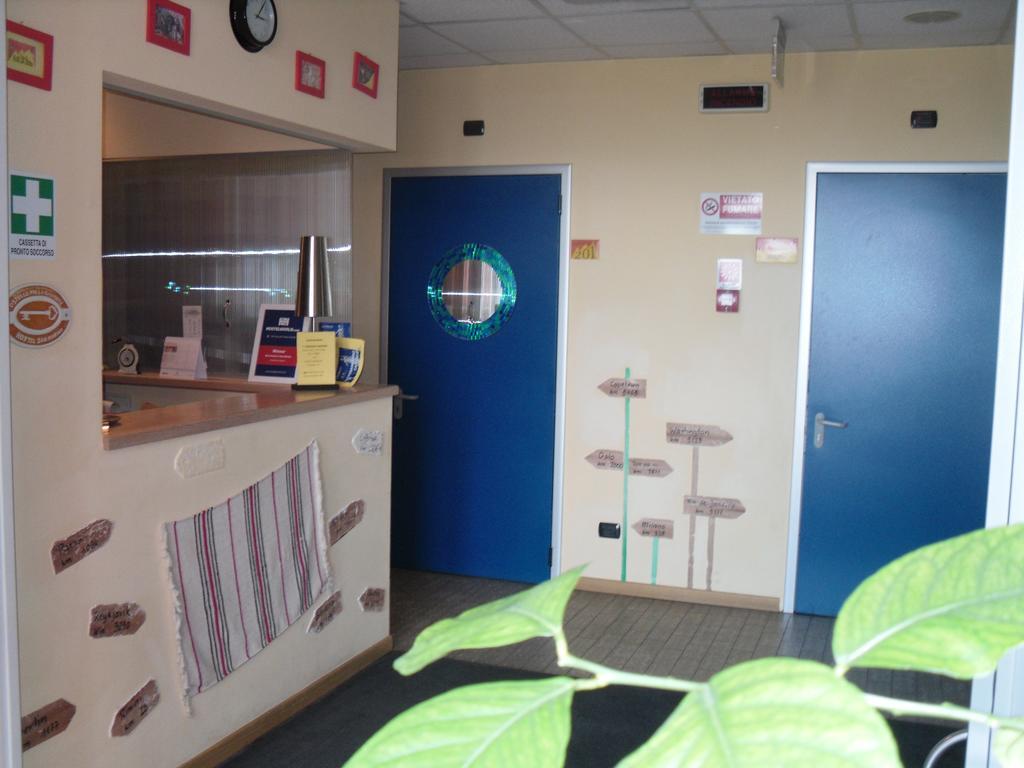 Hostel Сан Марино Екстериор снимка