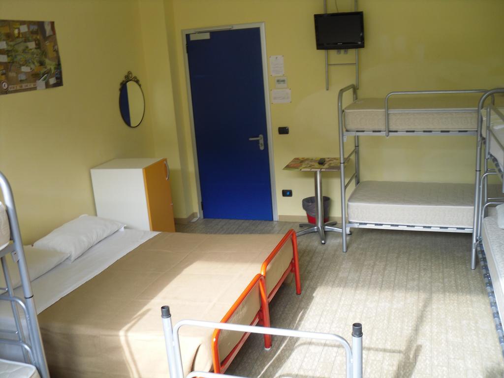 Hostel Сан Марино Екстериор снимка
